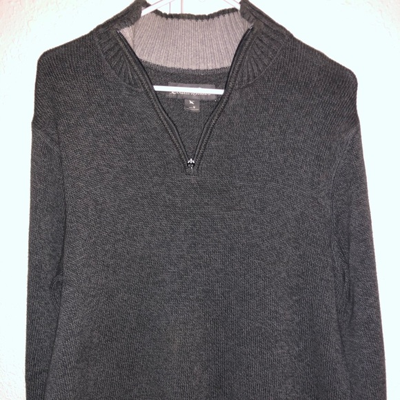 Men’s Eddie Bauer Medium Half Zip - Picture 1 of 3